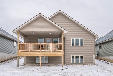 1035 Ridge View Dr, Tecumseh, MI 49286 photo 2