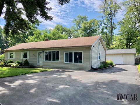 1077 Hackman Dr, Temperance, MI 48182 photo 3
