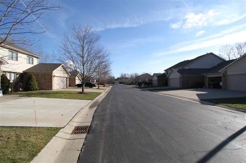 905 May Dr, Monroe, MI 48161 photo 5