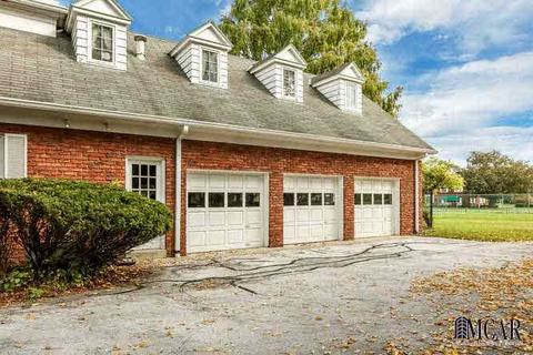 1030 N Macomb St, Monroe, MI 48161 photo 3