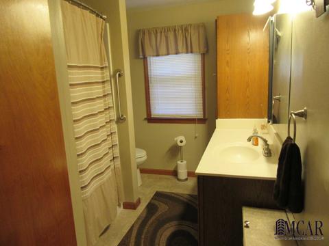 831 E Hurd, Monroe, MI 48162 photo 25