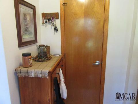 831 E Hurd, Monroe, MI 48162 photo 9