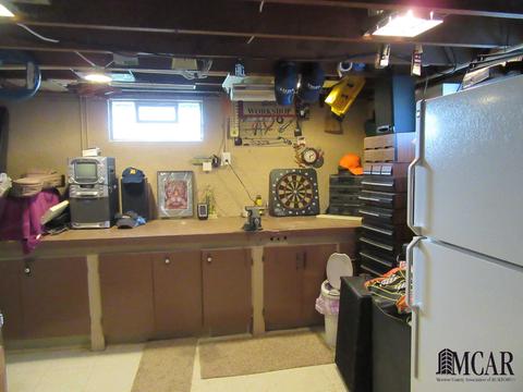 831 E Hurd, Monroe, MI 48162 photo 33