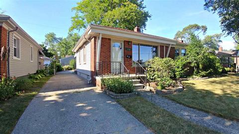 176 Phillips, Clawson, MI 48017 photo 3