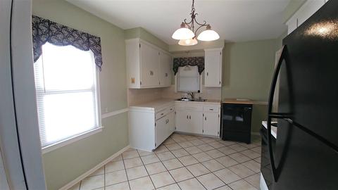 176 Phillips, Clawson, MI 48017 photo 8