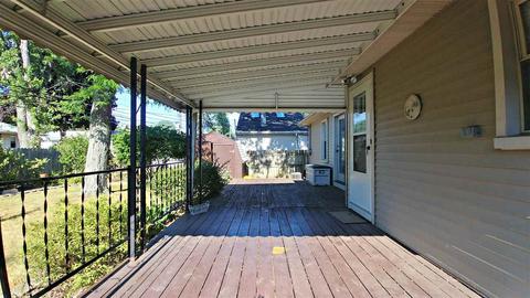 176 Phillips, Clawson, MI 48017 photo 6