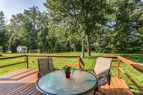 1900 Ash, Saint Clair, MI 48079 photo 26