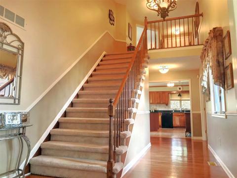 2875 Continental, Troy, MI 48083 photo 2
