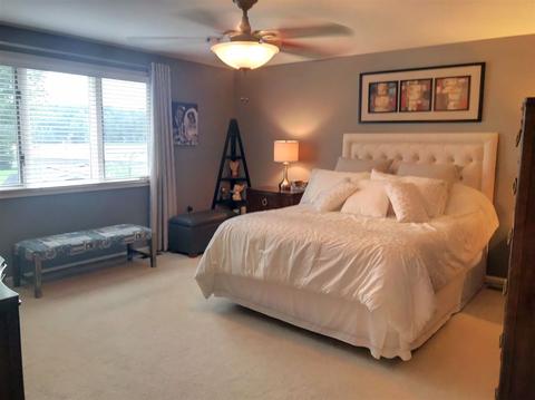 2875 Continental, Troy, MI 48083 photo 14
