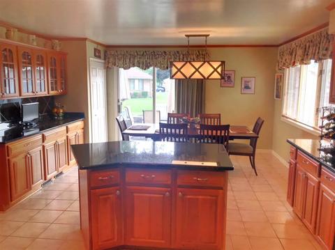 2875 Continental, Troy, MI 48083 photo 9