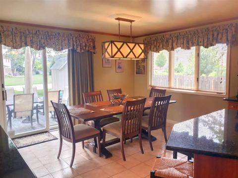 2875 Continental, Troy, MI 48083 photo 10