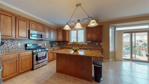 50578 Nesting Rdg, Macomb, MI 48044 photo 4