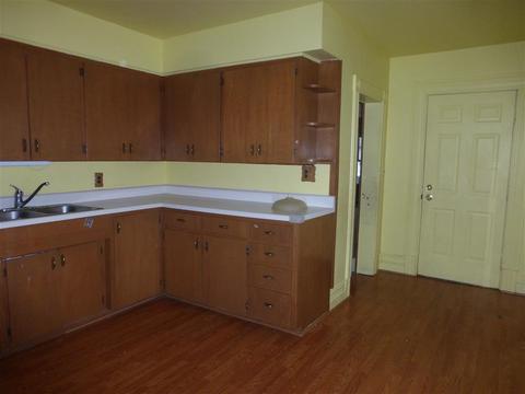 206 S 5th St, Saint Clair, MI 48079 photo 8