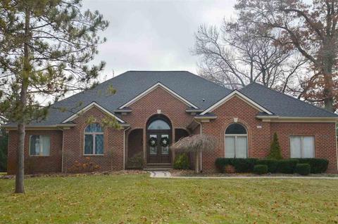 246 Sequoia, Leonard, MI 48367 photo 1