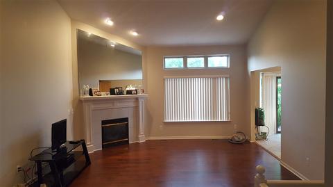 21335 Vesper Dr, Macomb, MI 48044 photo 2