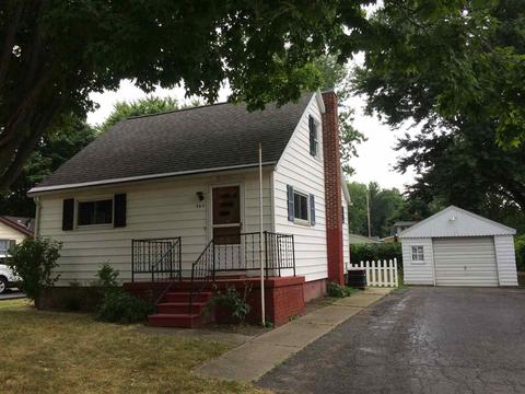 742 Johnson, Owosso, MI 48867 photo 1