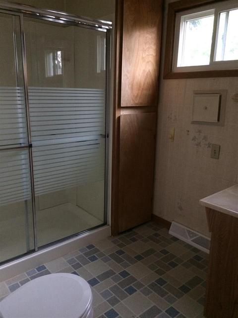 742 Johnson, Owosso, MI 48867 photo 2