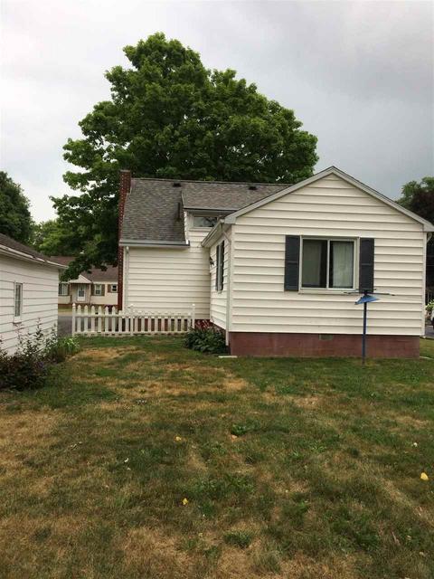 742 Johnson, Owosso, MI 48867 photo 10
