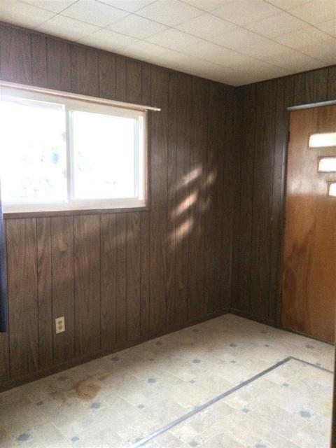 742 Johnson, Owosso, MI 48867 photo 4