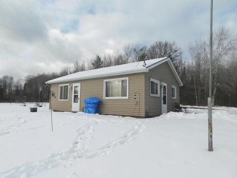244 Davis Rd, Mio, MI 48647 photo 2
