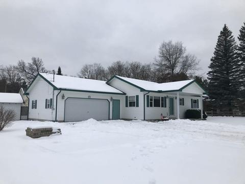 324 7th St, Mio, MI 48647 photo 1