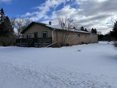 1428 E Spruce Rd, Spruce, MI 48762 photo 1
