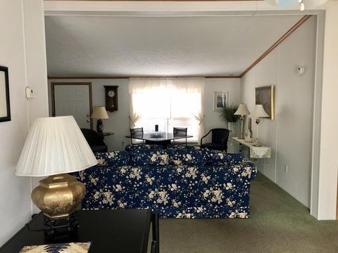 403 Glenhurst Dr, Roscommon, MI 48653 photo 4