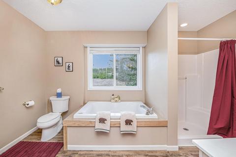 1601 Bears Paw Trl, Vanderbilt, MI 49795 photo 18