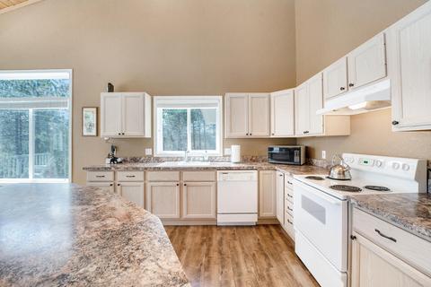 1601 Bears Paw Trl, Vanderbilt, MI 49795 photo 25