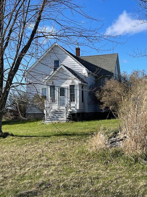 1017 E Spruce Rd, Spruce, MI 48762 photo 1