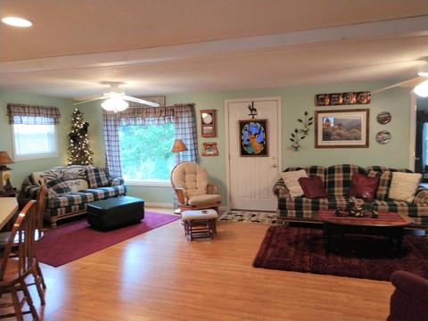15265 Lakeview Dr, Wolverine, MI 49799 photo 5