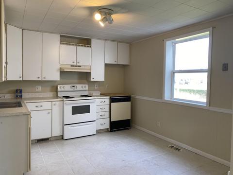 2504 E State St, Cheboygan, MI 49721 photo 13