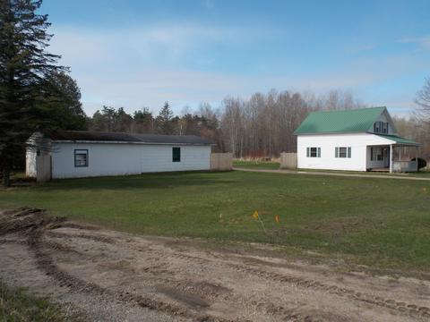 2504 E State St, Cheboygan, MI 49721 photo 38