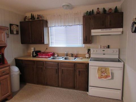326 Avalon Dr, Roscommon, MI 48653 photo 5