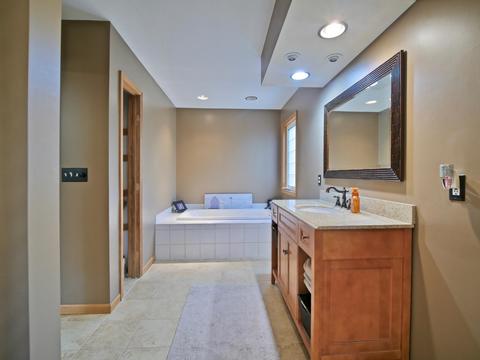 4836 E Higgins Lake Drive Roscommon Mi 48653 Dr, Roscommon, MI 48653 photo 13