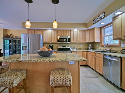 4836 E Higgins Lake Drive Roscommon Mi 48653 Dr, Roscommon, MI 48653 photo 5