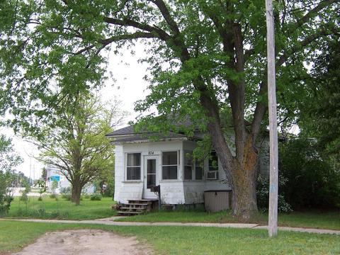804 Spruce Street Grayling Mi 49738 St, Grayling, MI 49738 photo 1