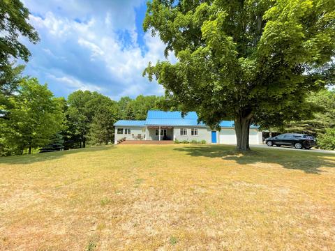 8971 E 12 Rd, Manton, MI 49663 photo 3