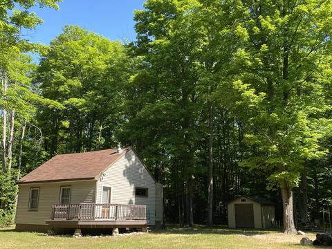 5686 N Donnybrook, Frederic, MI 49733 photo 1