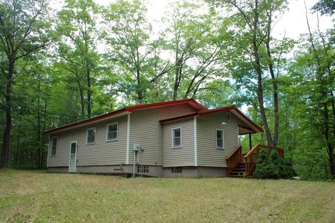 8564 Twin Bridge Rd, Grayling, MI 49738 photo 1