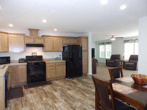 5938 N Donnybrook, Frederic, MI 49733 photo 2
