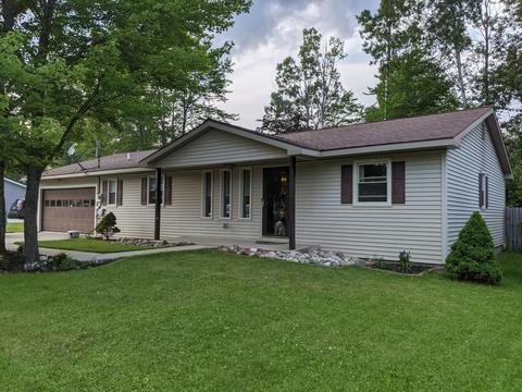 1208 Wayne Road Alpena Mi 49707 Rd, Alpena, MI 49707 photo 1