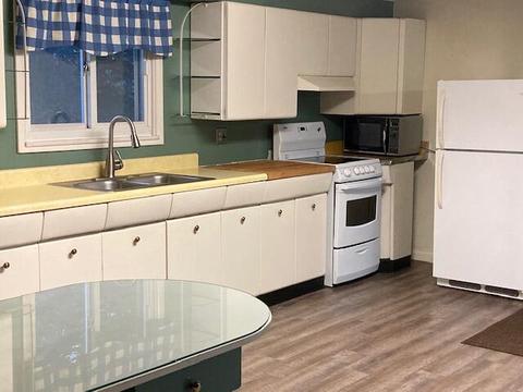 602 E State Street Cheboygan Mi 49721 St, Cheboygan, MI 49721 photo 6