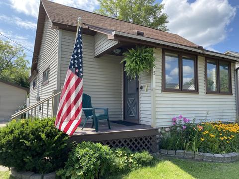 205 Peninsular Ave, Grayling, MI 49738 photo 1