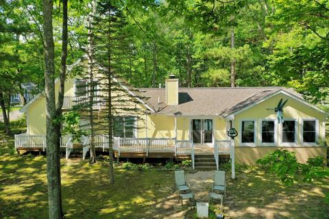 104 Webster Boulevard Roscommon Mi 48653 Blvd, Roscommon, MI 48653 photo 1
