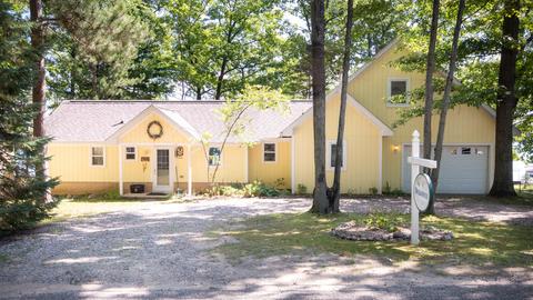 104 Webster Boulevard Roscommon Mi 48653 Blvd, Roscommon, MI 48653 photo 5