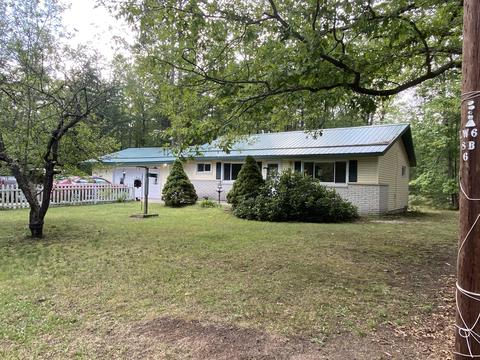 5873 Red Pine Dr Lewiston Mi 49756, Lewiston, MI 49756 photo 2
