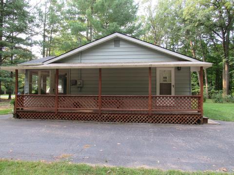 205 Dover Dr, Roscommon, MI 48653 photo 2