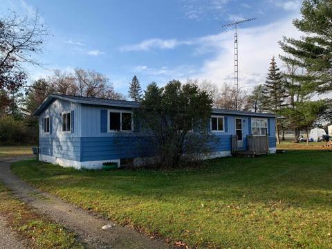 805 6th St, Mio, MI 48647 photo 1