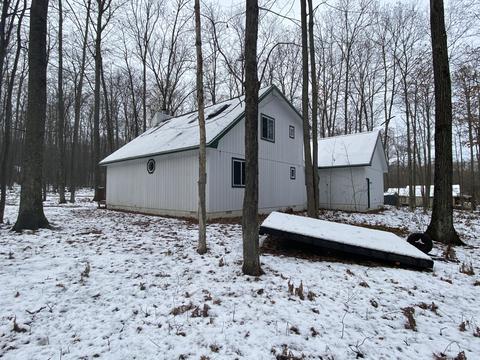8410 Devins Trl, Roscommon, MI 48653 photo 5